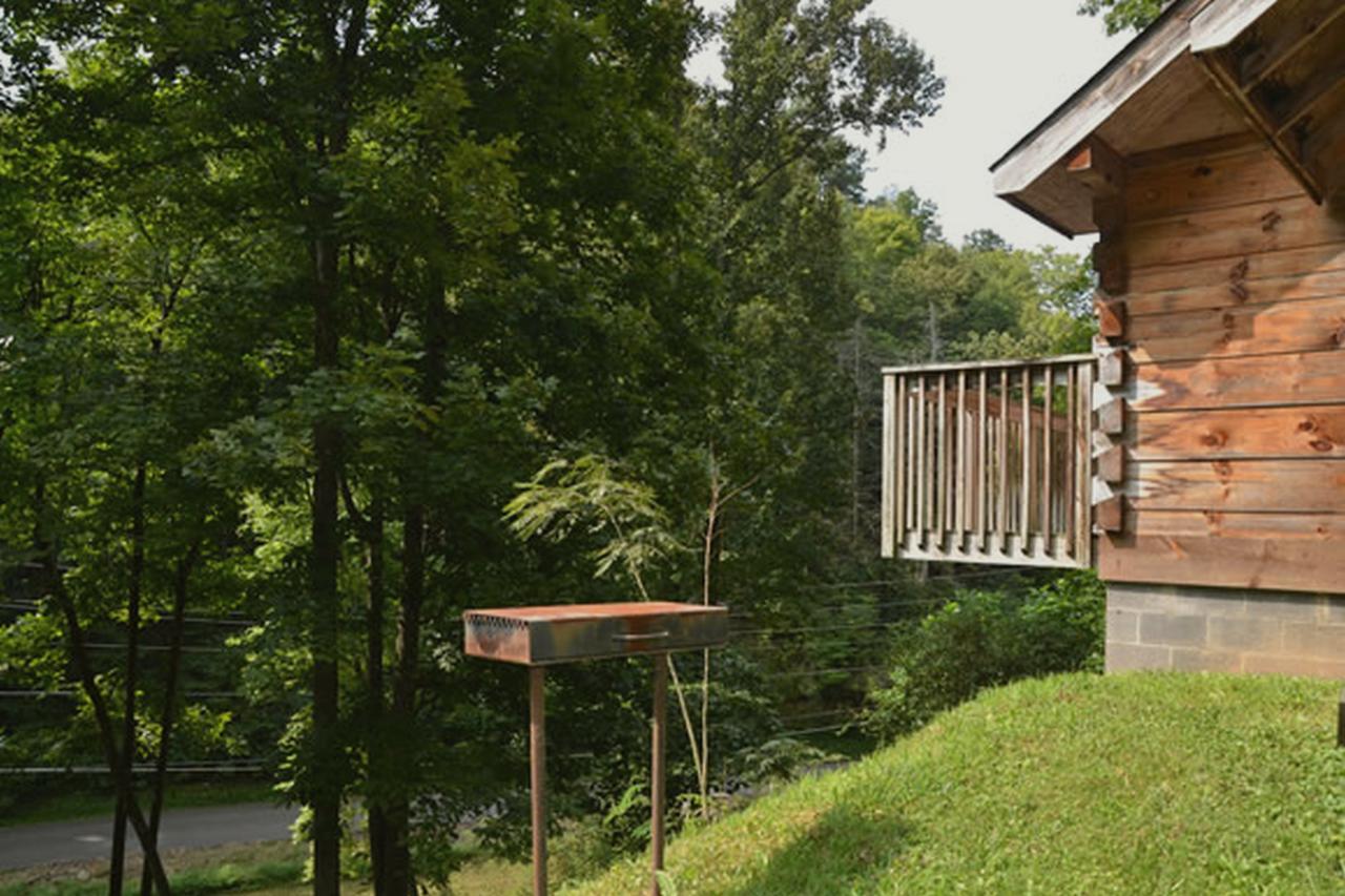 Honeymoon Hideaway Villa แกตลิงเบิร์ก ภายนอก รูปภาพ
